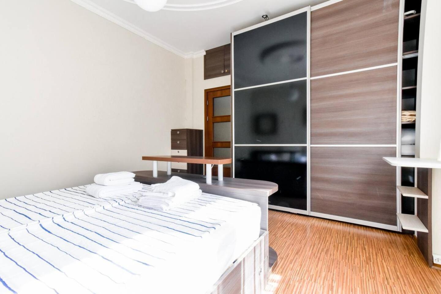 2bdr Location Acs Separate Kitchen * Sofia